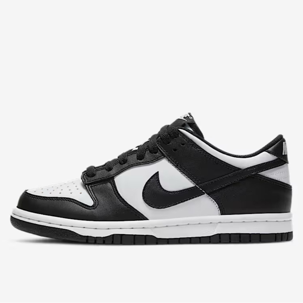 Nike Dunk Low (GS) Big Kids' Shoes Classic Black and White Low-Tops NIB - Picture 1 of 7